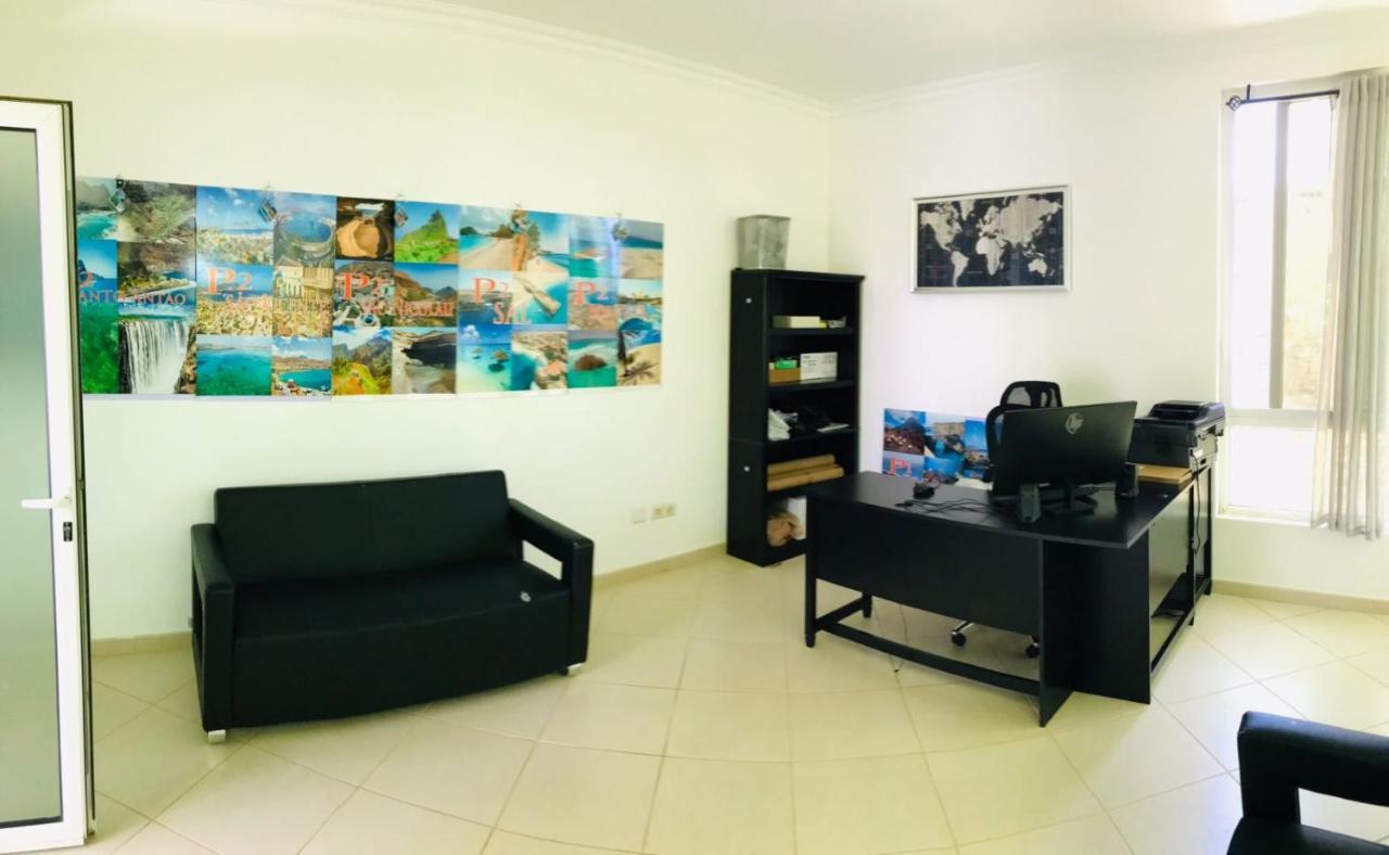 Cidade Paradise Guesthouse Cidade Velha Exteriör bild